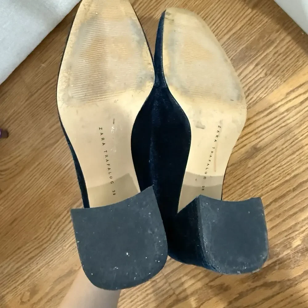 Zara Trafaluc Blue Suede Velvet Ankle Boots Front Zip Shoes EU 39 Quiet Luxury